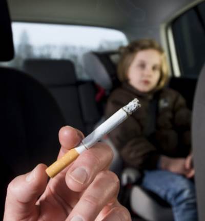 أطفال المدخنين مهددون بأمراض القلب