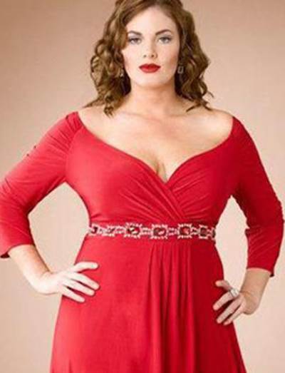 بالصور .. فساتين سوارية أنيقة للبدينات