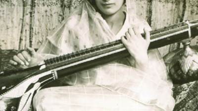 قصة أول جاسوسة تستخدم اللاسلكي