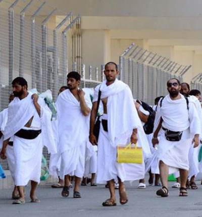  كيف يتجنب الحجاج التسمم الغذائي والنزلات المعوية؟