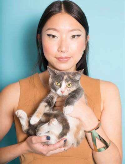  بالصور .. عيون القطط آخر صيحات ماكياج العيون