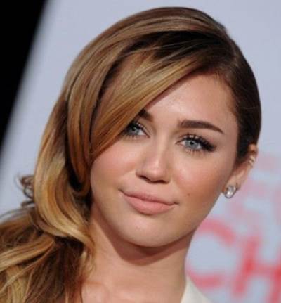 مايلي سايروس سترشح نفسها لمنصب نائب الرئيس