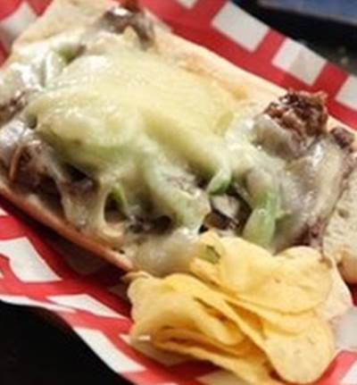 شرائح لحم فيلاديلفيا بالجبنة