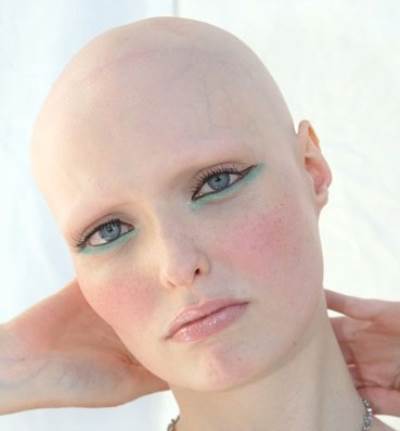 لماذا نمتلك حواجب؟