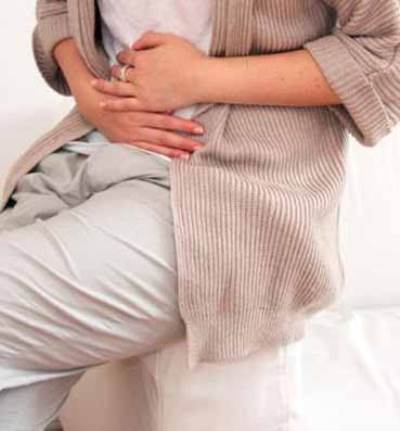 حصوات المرارة .. الاستعداد الوراثي وارتفاع مستوى الكولسترول أهم أسبابها