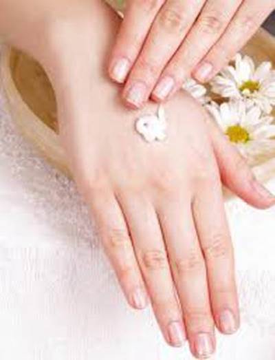  أسرار جفاف اليدين وطرق الوقاية والعلاج واختيار الكريمات