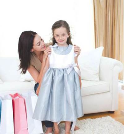 كيف تربين ابنتك لتكون أنثى راقية؟