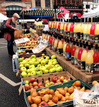 لندن تحن إلى «أيام زمان» وتنشر في أحيائها «أسواق الفلاحين»