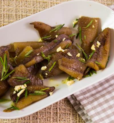 أكل الفسيخ والرنجة .. حلال