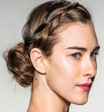 "الضفيرة" من التسريحات المضرة للشعر .. أحذريها!