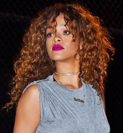 ريهانا تثير غضب جمهورها .. والسبب