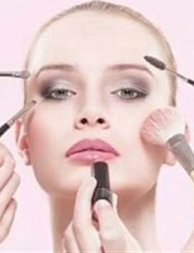 احذري استخدام الماكياچ في هذه الحالات 