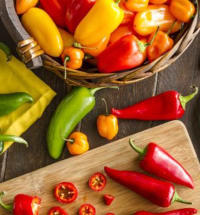 الفوائد الصحية للهالبينو والفلفل الحلو والحار 