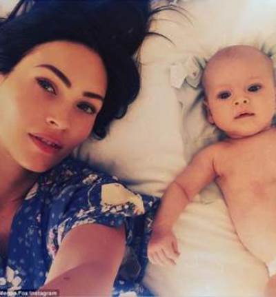 ميجان فوكس تنشر أول صورة لإبنها