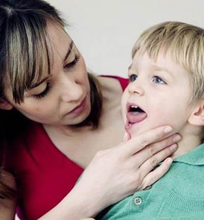 طريقة لعلاج السعال لدي طفلك