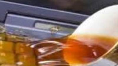 ماذا تفعل لو انسكب ماء أو شاي على اللاب توب؟ 