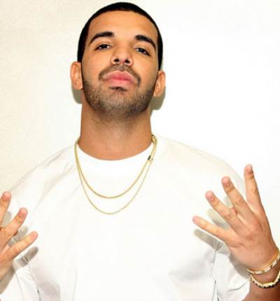 مطرب الراب دريك يوضح حقيقة مطالبته الفتيات المسلمات بخلع الحجاب