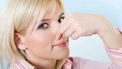 ‎5 أمراض اكتشفها من رائحة جسمك