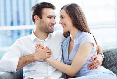 تعرفى على الرجل الأقرب إلى قلب المرأة