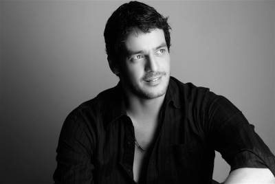 بعد غياب .. خالد أبو النجا يعود إلى مصر لهذا السبب!؟