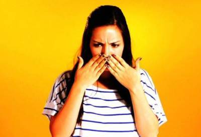 10 طرق للتخلص من رائحة الفسيخ في اليدين والبيت