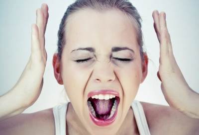 أفكار لدى النساء عن إزالة الشعر بالشمع