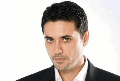 أحمد عز : أقسم بالله لم أتزوج زينة لا رسمياً ولا عرفياً