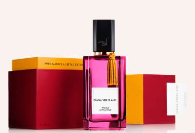 تمتعي بجاذبية ليس لها حدود مع عطر Diana Vreeland Wildly Attractive