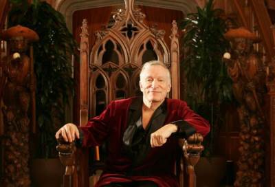 وفاة مؤسس مجلة "بلاي بوي"