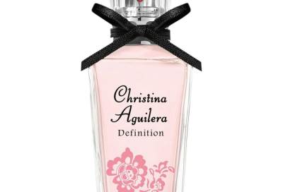 مفهوم المرأة القوية تفسره نسمات عطر Christina Aguilera Definition