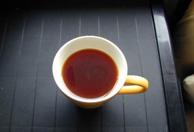 الشاى الأسود يخلصك من الدهون المتواجدة فى القناة الهضمية