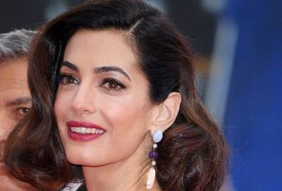 أمل علم الدين ليست هي قبل عملية تجميل أنفها