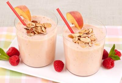 إضافة «الخوخ والشوفان» للألبان تقي من الأمراض