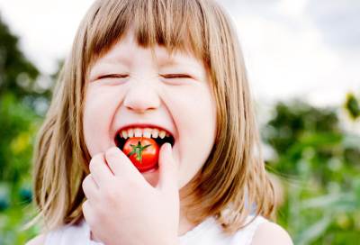 أطعمة مفيدة تقوي أعصاب طفلك قبل الإمتحانات