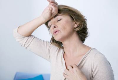 تناول الهرمونات البديلة فى فترة انقطاع الطمث يقلل خطر الإصابة بفشل القلب