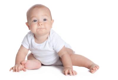 نصائح للتعامل مع قىء الأطفال من ضمنها شرب الماء