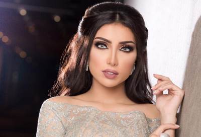 دنيا بطمة تعيش فرحة كبيرة بعد تلقيها رسالة شكر من ملك المغرب