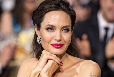 بالصور .. أنجلينا جولي بشخصية شريرة في شوراع لندن والسبب