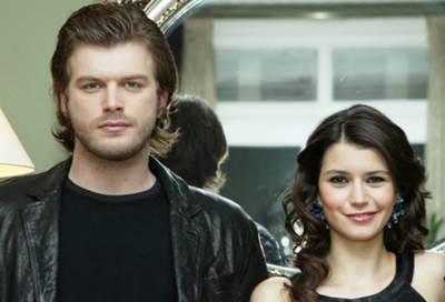 بيرين سات ترفض تكرار ثنائيتها مع كيفانش تاتليتوج بسبب الفارق في أجرهما