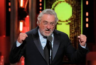 روبرت دي نيرو يعتذر عن سلوك ترامب "الأحمق"