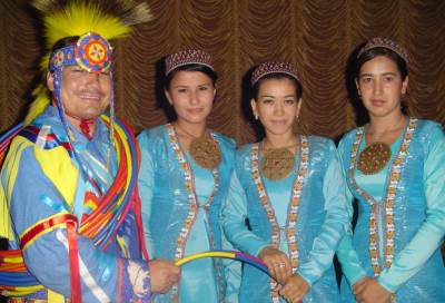 تركمانستان تحظر تعدد الزوجات