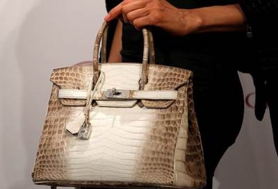 حقيبة عمرها 10 سنوات تصبح أغلى حقيبة في العالم