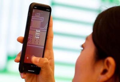 دراسة تحذر من ارتباط الكتابة السريعة على لوحة المفاتيح بـ "الشلل الرعاش"