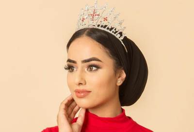 تعرّفوا إلى أول شابة محجبة تصل إلى نهائيات ملكات جمال انجلترا