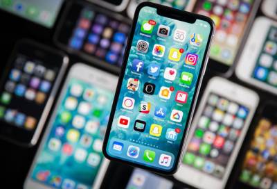 "أبل" تتخذ خطوة غير مسبوقة قبل ساعات من الإعلان عن هواتف "آيفون" الجديدة