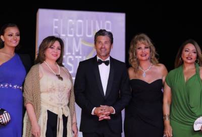 من النجم العالمي الذي تسابقت يسرا وليلي علوي وإلهام شاهين على التقاط الصور معه؟