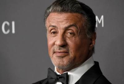 ماذا فعل سيلفستر ستالون على السجادة الحمراء؟ 