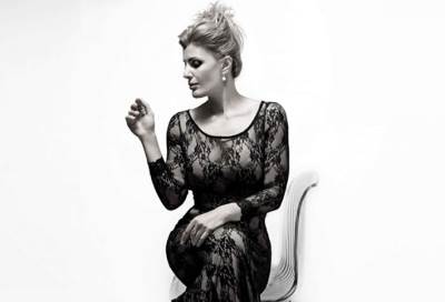 في حوار خاص لمجلة الجمال .. الفنانة فيدرا : هذه هي مشكلة السينما المصرية