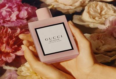 عطر جوتشي الجديد يغمرك بزهور الربيعGucci Bloom Gocce di Fiori