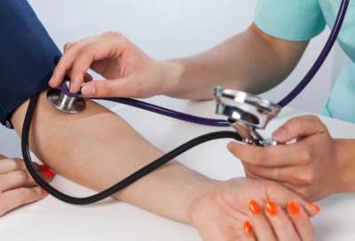 أطعمة تساعد على خفض ضغط الدم المرتفع